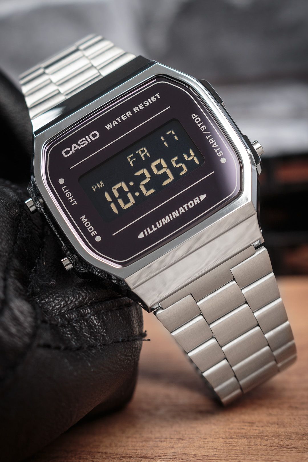 Casio Vintage Mod. Iconic - Black