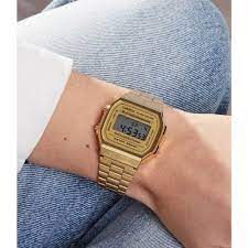 Casio Vintage Mod. Iconic All Gold