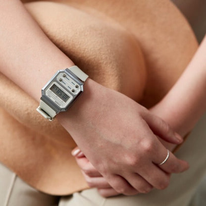 Casio Vintage Mod. Edgy - Cream