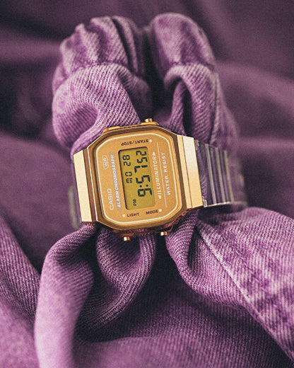Casio Vintage Mod. Iconic Gold Jelly