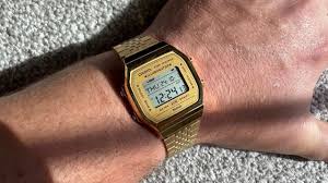 Casio Vint. Mod. Bluetoothâ® Smartphone L…